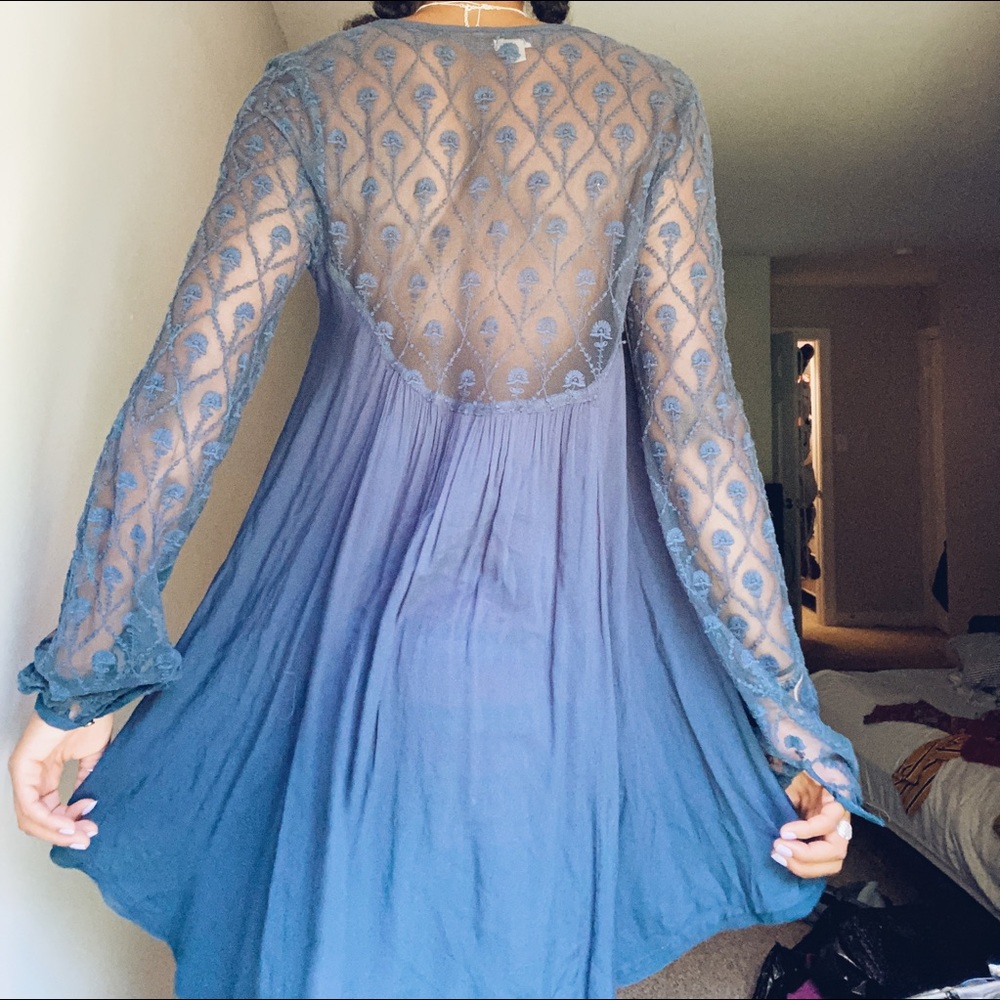 navy blue longsleeve dress